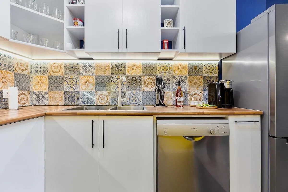 Art Inspired Modern Flat Near Vake Park With Wifi Daire Tiflis